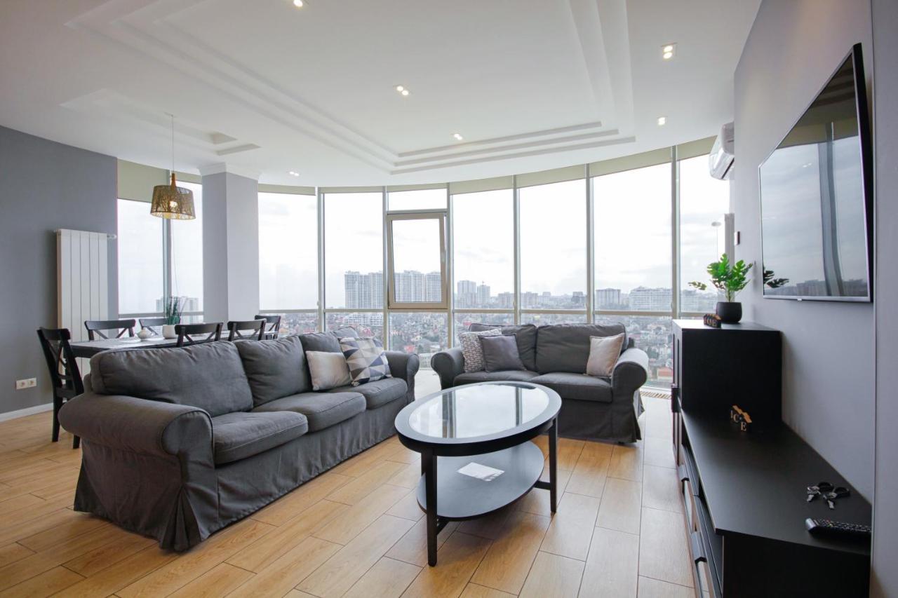 Gagarin Plaza Apartment Одесса Экстерьер фото