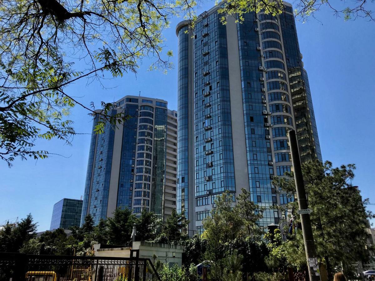Gagarin Plaza Apartment Одесса Экстерьер фото